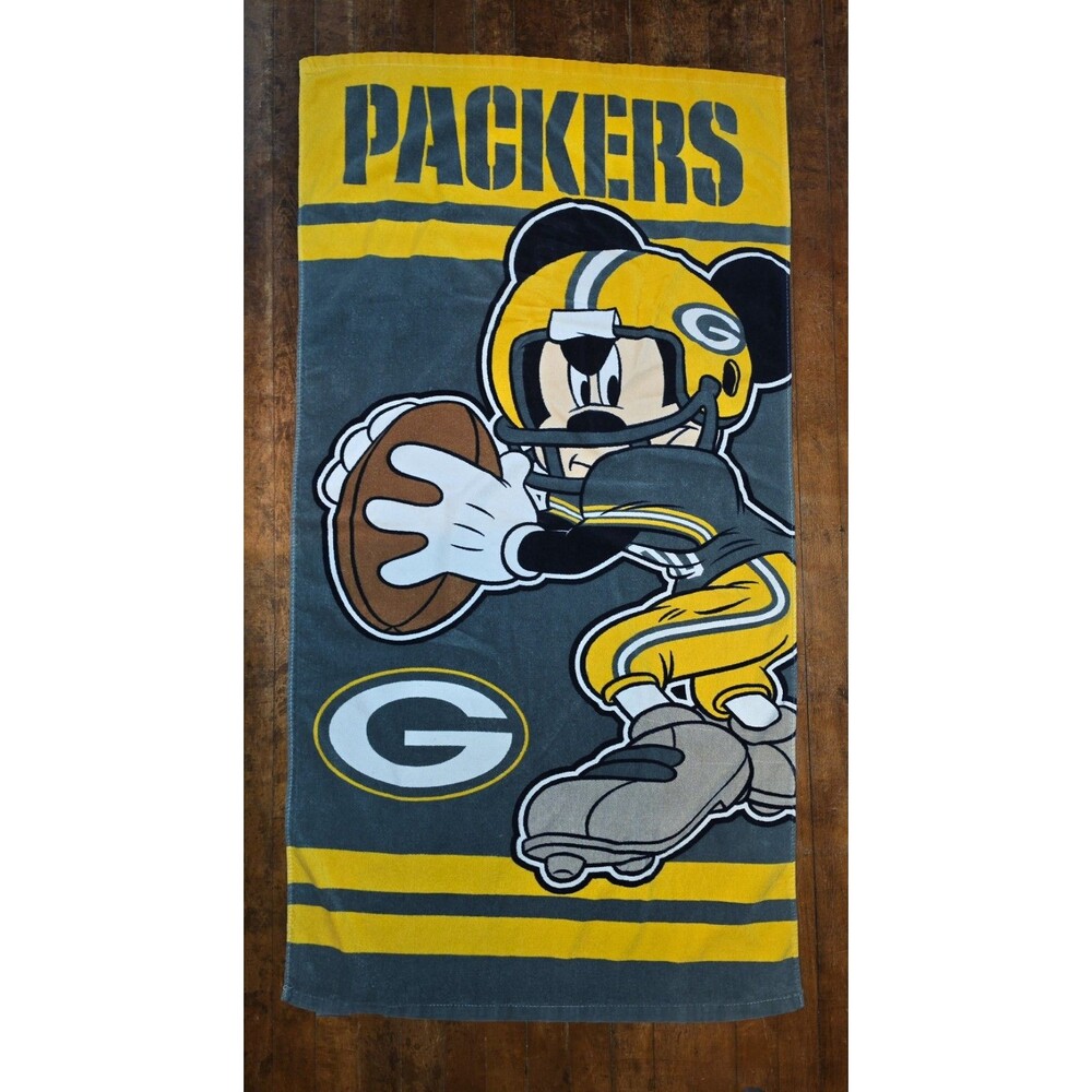 Green Bay Packers NFL Mickey Mouse Disney Beach Towel